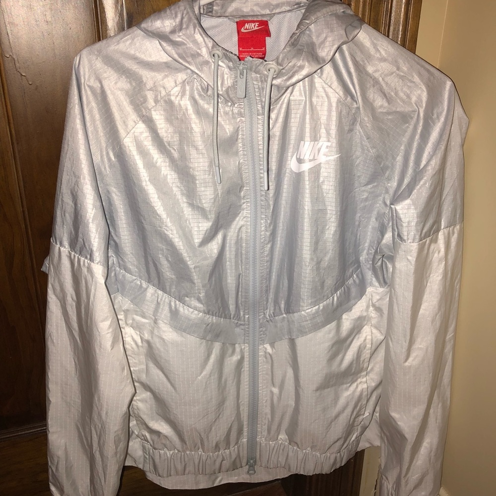 Nike wind/rain jacket
